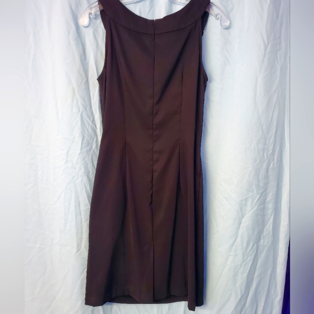 Womens LBD sz 6 🖤 Midi cocktail dress, jeweled neckline, PERFECT condition 😍 - Picture 6 of 11